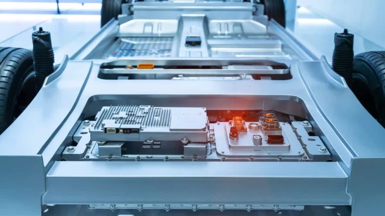 Sạc pin xe điện